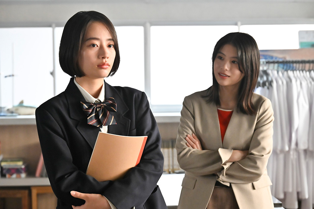 『サバ缶、宇宙へ行く』菅原奈未（出口夏希）、藤倉彩花（池端杏慈）