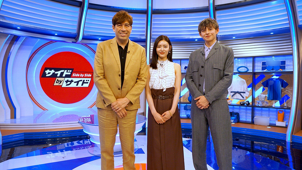 『F1&trade; サイドbyサイド』サッシャ、ハリー杉山、古畑星夏