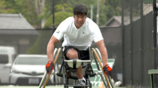 齋田悟司選手（車いすテニス）