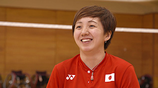 山崎悠麻選手（パラバドミントン）