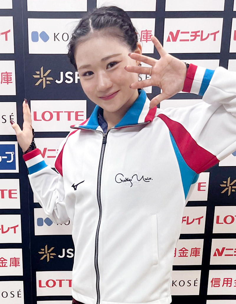 河辺 愛菜 Mana KAWABE