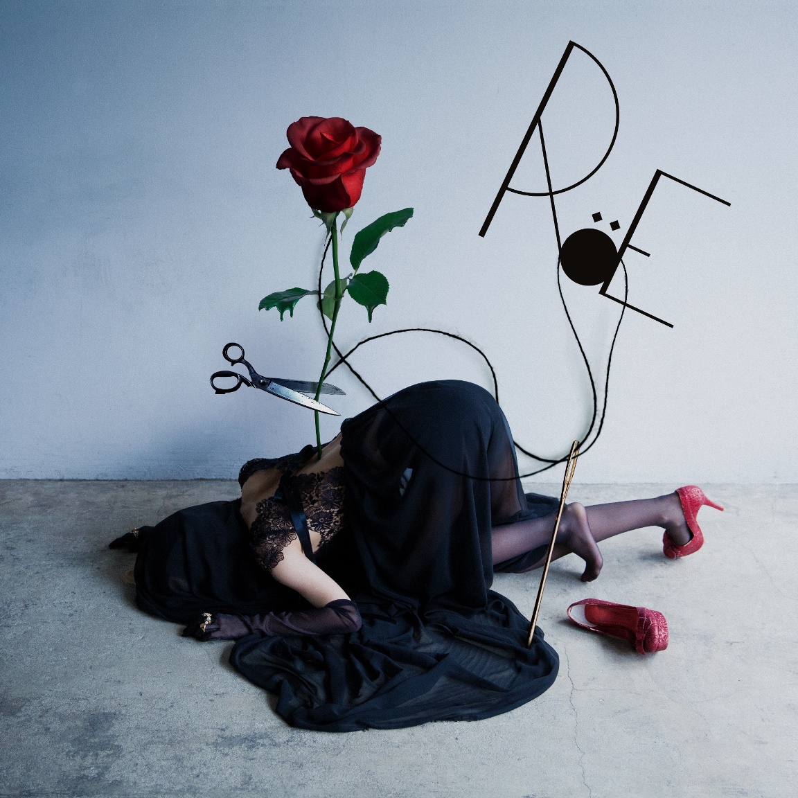 ロイ-RöE-