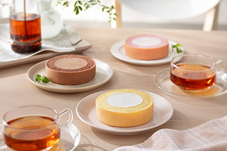 BEYOND FREE「ふんわりロールケーキ豆乳クリーム仕立て 3種セット」